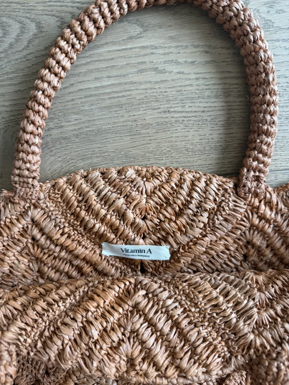 Vitamin A Cala Tote - Caramel Raffia - Picture 4 of 4